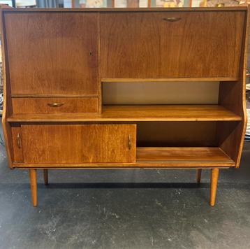 Vintage retro jaren 60 teak fineer kast beschikbaar voor biedingen