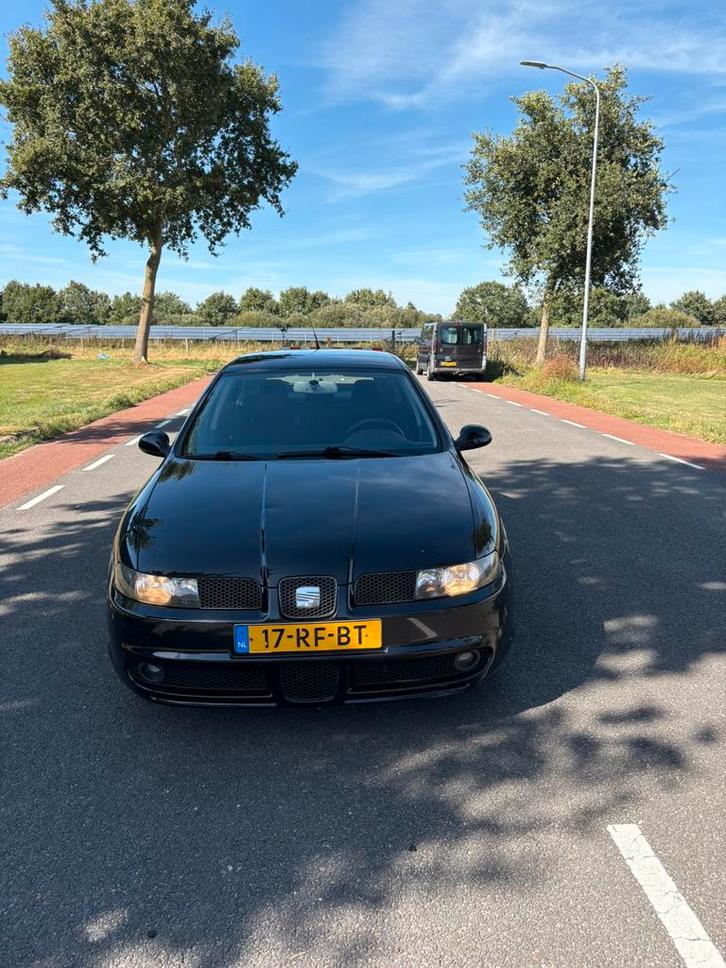 Seat Leon 1.8 20VT 2005 Zwart, Auto diversen, Autospeakers, Ophalen