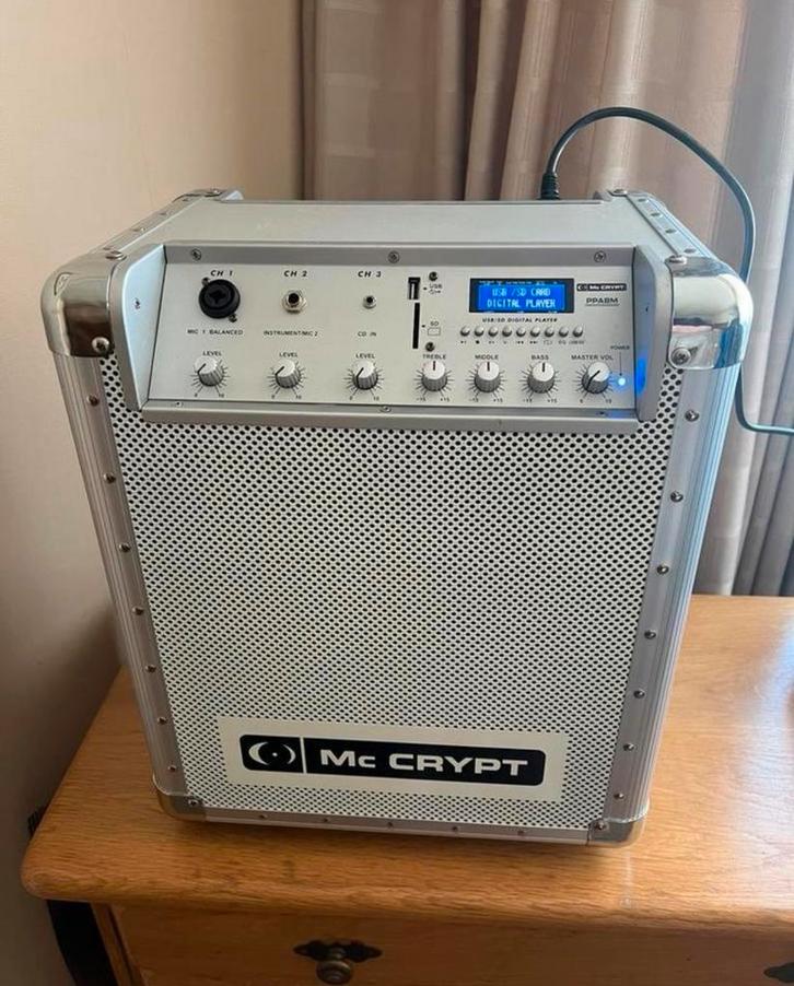 MC Crypt PPA8M Verrijdbare accu luidspreker in nieuwstaat, Audio, Tv en Foto, Luidsprekers, Zo goed als nieuw, Overige typen, 120 watt of meer