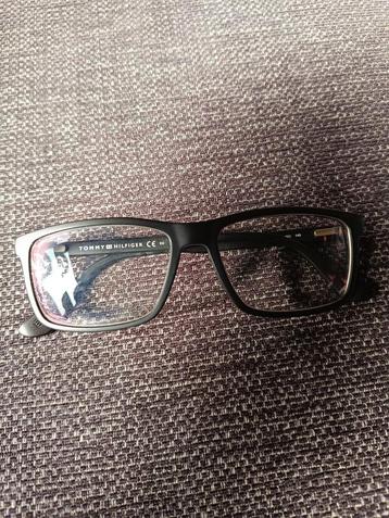 Tommy Hilfiger Bril - Zwart beschikbaar voor biedingen