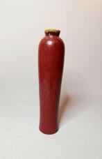Bordeaux Rode Keramiek Vaas - 30cm Hoog, Gebruikt, Aardewerk of Porselein, Ophalen of Verzenden, Minder dan 50 cm
