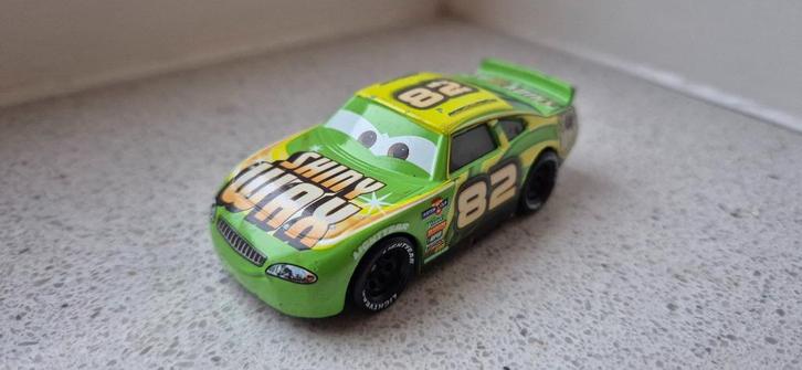 Disney Pixar Cars Darren Leadfoot #82 Shiny Wax, Kinderen en Baby's, Speelgoed | Speelgoedvoertuigen, Zo goed als nieuw, Ophalen of Verzenden