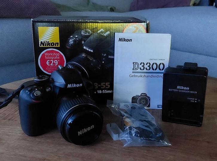 Nikon D3300 DSLR camera + kitlens + 16gb SD card, Audio, Tv en Foto, Fotocamera's Digitaal, Zo goed als nieuw, Spiegelreflex, Nikon