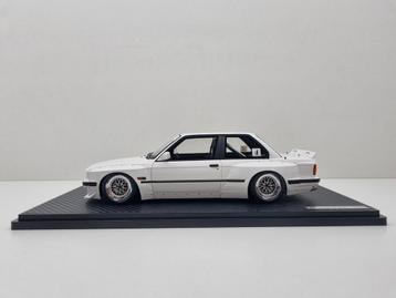 ≥ Ignition Model IG3719 Bmw E30 Pandem Rocket Bunny 1:18 Nieuw