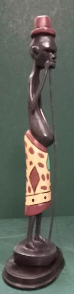 Houtsnijwerk Ebenhout Man met Stok, Verzenden