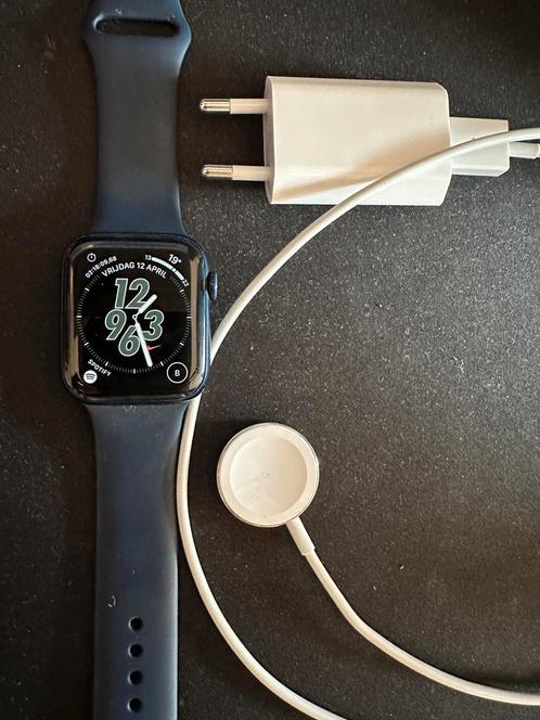 Apple Watch Series 6 44mm Blauw, Sieraden, Tassen en Uiterlijk, Smartwatches, Zo goed als nieuw, iOS, Blauw, Afstand, Calorieverbanding
