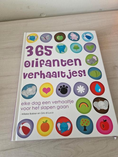 365 Olifanten verhaaltjes, Boeken, Kinderboeken | Jeugd | onder 10 jaar, Zo goed als nieuw, Fictie algemeen, Ophalen of Verzenden
