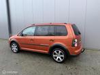 Volkswagen Touran 1.4 TSI Cross, Auto's, Voorwielaandrijving, Gebruikt, 4 cilinders, 1507 kg