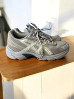 Asics dames UB2-S gel 1130 sneakers beige grijs 38 shoes, Beige, Ophalen of Verzenden, Sneakers of Gympen, Gedragen