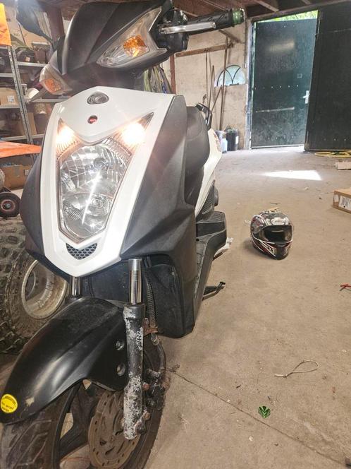 Kymco agility rs, Fietsen en Brommers, Scooters | Kymco, Gebruikt, Agility, Maximaal 45 km/u, Benzine, Ophalen