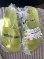 Slippers balenciaga 30€‼️, Ophalen of Verzenden, Zo goed als nieuw, Zwart