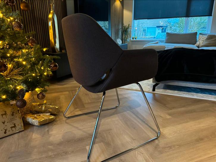 5x Artifort Gap stoelen interglobe bruin, Huis en Inrichting, Stoelen, Zo goed als nieuw, Vijf, Zes of meer stoelen, Metaal, Stof