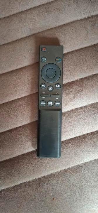 Afstandsbediening Samsung smart tv beschikbaar voor biedingen