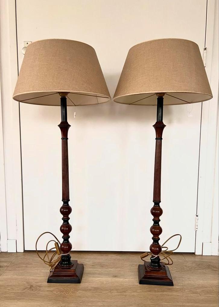 Twee imposante identieke lampen 1 mtr!, Huis en Inrichting, Lampen | Vloerlampen, Zo goed als nieuw, 100 tot 150 cm, Hout, Metaal