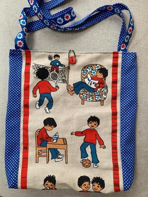 Grote Pippa & Lies tas met vintage stof, Sieraden, Tassen en Uiterlijk, Tassen | Damestassen, Nieuw, Overige typen, Blauw, Ophalen of Verzenden