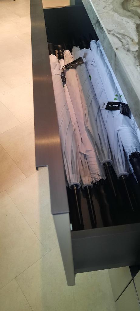 keukeneiland  nieuw showroommodel, Huis en Inrichting, Keuken | Complete keukens, Nieuw, Overige typen, Overige kleuren, Overige materialen