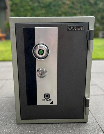 Zeer nette De Raat Consul Safe kluis/brandkast beschikbaar voor biedingen
