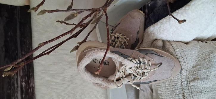 Warm gevoerde sneakers, Kleding | Dames, Schoenen, Nieuw, Sneakers of Gympen, Ophalen of Verzenden