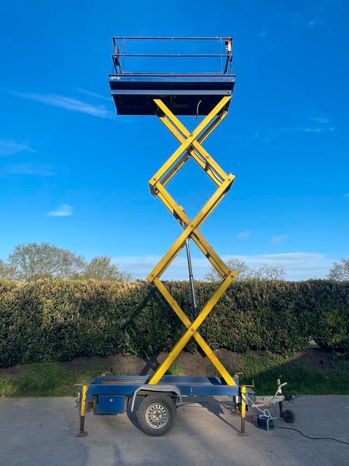 Skyman 9 meter aanhanger hoogwerker schaarlift, Zakelijke goederen, Machines en Bouw | Liften, Steigers en Ladders, Ophalen of Verzenden