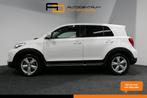 Toyota Urban Cruiser 1.3 VVT-i Comfort / Navigatie / Airco /, Auto's, Voorwielaandrijving, Euro 5, Gebruikt, 4 cilinders