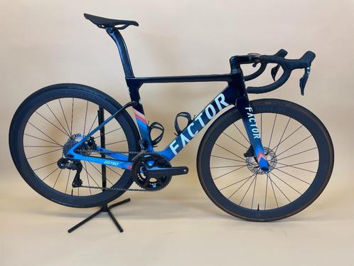 Factor OSTRO VAM – UCI Team LTD Edition, Fietsen en Brommers, Fietsen | Racefietsen, Nieuw, Overige merken, Meer dan 20 versnellingen
