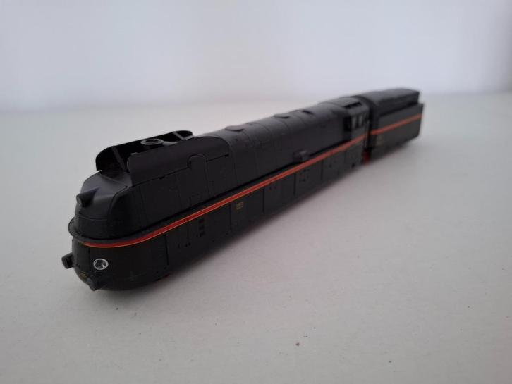 Marklin 37051 Gestroomlijnde sneltreinloc BR 05 van de DRG, Hobby en Vrije tijd, Modeltreinen | H0, Zo goed als nieuw, Locomotief