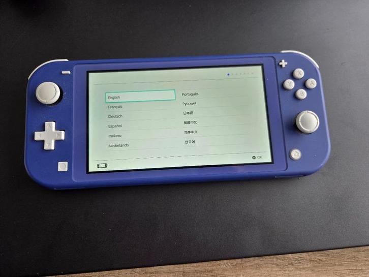 Nintendo switch lite blauw, Spelcomputers en Games, Spelcomputers | Nintendo Switch Lite, Zo goed als nieuw, Overige kleuren, Ophalen