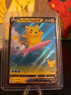 Celebrations Surfing Pikachu V - Pokémonkaart, Hobby en Vrije tijd, Verzamelkaartspellen | Pokémon, Ophalen of Verzenden, Zo goed als nieuw