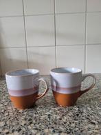 2 kopjes met oor, Huis en Inrichting, Keuken | Servies, Keramiek, Ophalen of Verzenden, Zo goed als nieuw, Overige stijlen
