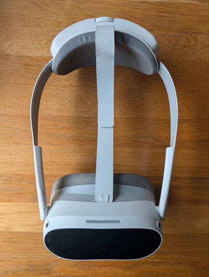 Pico 4 VR-Headset, Spelcomputers en Games, Virtual Reality, Gebruikt, Overige platformen, VR-bril, Ophalen of Verzenden