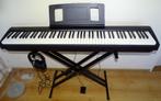 Roland FP-10 digital piano in nieuwstaat, Ophalen, Zwart, Digitaal, Zo goed als nieuw