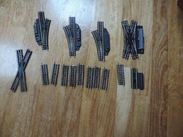 TRIX EXPRESS - ELECTR. ENGELSE WISSEL - WISSELS   ONTKOPPE, Hobby en Vrije tijd, Modeltreinen | H0, Gebruikt, Rails, Gelijkstroom