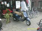 Vespa primavera 4t2v kleur blauw Brom 45 km, Ophalen, Gebruikt, Overige modellen, Maximaal 45 km/u
