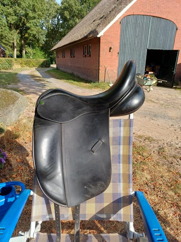 Ideal Suzannah dressuurzadel, Dieren en Toebehoren, Paarden en Pony's | Zadels, Zo goed als nieuw, Dressuur, Ophalen