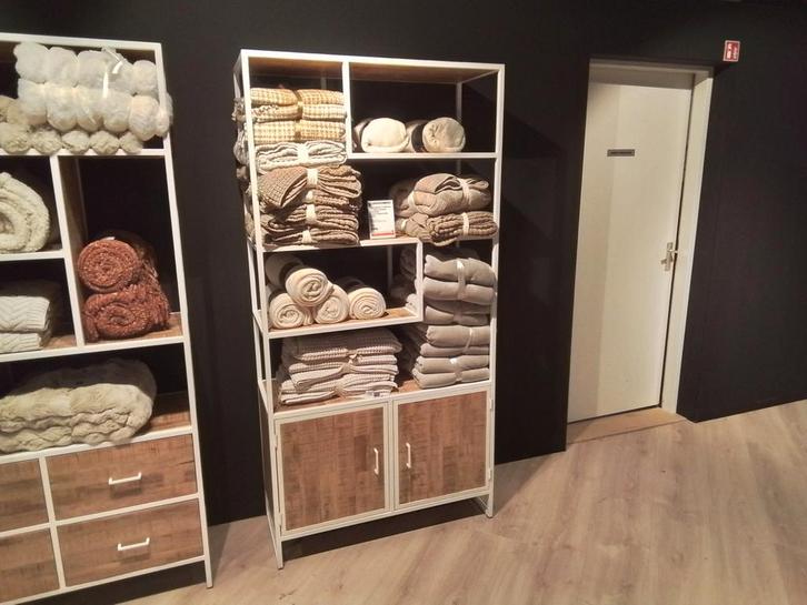 Opbergkast Breeze - Brown/Metaal Wit, Antiek en Kunst, Antiek | Meubels | Kasten, Ophalen