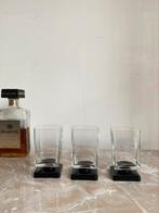 3 stuks vintage AMARETTO glazen zwart glazen voet vierkant, Verzamelen, Overige typen, Ophalen of Verzenden, Zo goed als nieuw