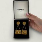 Vintage Chanel tasjes oorbellen authentiek, Overige materialen, Ophalen of Verzenden, Goud, Hangers