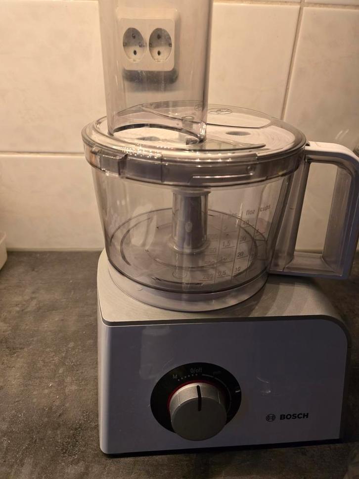Witte Bosch Foodprocessor, Witgoed en Apparatuur, Keukenmixers, Zo goed als nieuw, 1 tot 2 liter, 3 snelheden of meer, Ophalen of Verzenden
