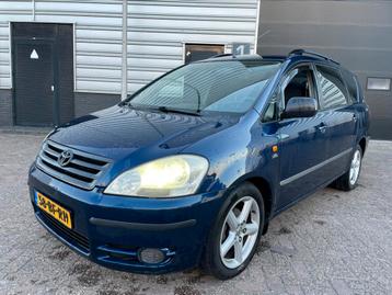 Toyota Avensis Verso 2.0 D4-d VAN 2002 Grijs kenteken  beschikbaar voor biedingen