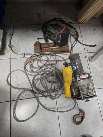 Rules Elektrische Lier beschikbaar voor biedingen