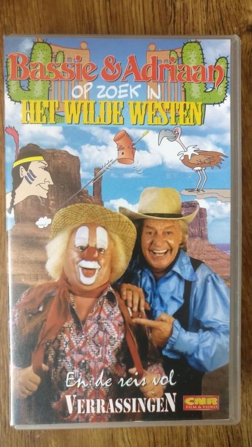 Bassie & Adriaan op zoek in Het wilde westen 1995 VHS, Cd's en Dvd's, VHS | Kinderen en Jeugd, Kinderprogramma's en -films, Alle leeftijden