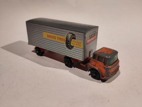 Lesney Matchbox M-2 Bedford TK York Freightmaster Davies Tyr, Hobby en Vrije tijd, Modelauto's | 1:87, Gebruikt, Bus of Vrachtwagen
