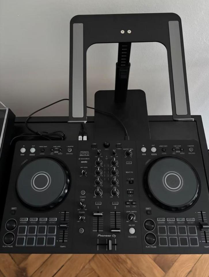 Pioneer DDJ-FLX4 DJ-controller - als nieuw, met factuur en o, Muziek en Instrumenten, Dj-sets en Draaitafels, Zo goed als nieuw