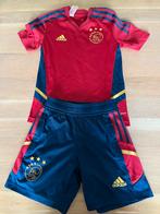 Ajax tenue maat 128 (zo goed als nieuw), Maat XS of kleiner, Ophalen of Verzenden, Zo goed als nieuw, Set