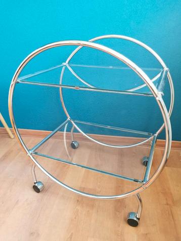 Vintage Serveerwagen glazen bladen Bauhaus Art Deco tafel beschikbaar voor biedingen