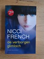 Nicci French - De verborgen glimlach, Ophalen of Verzenden, Nicci French, Zo goed als nieuw