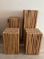 4 delig houdt zuilen (plaren )met 4 st Bloemstukken, Ophalen, Zo goed als nieuw