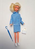 Vintage lange jas voor kleine Fashion dolls (1970s), Kleertjes, Zo goed als nieuw, Verzenden