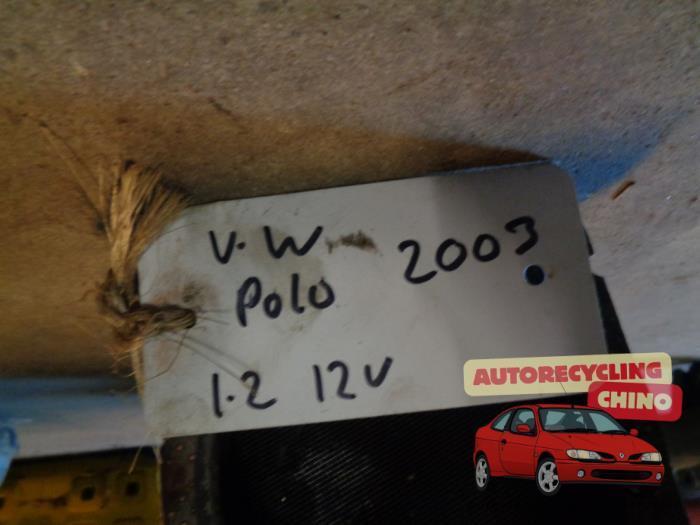 Katalysator van een Volkswagen Polo, Auto-onderdelen, Uitlaatsystemen, Volkswagen, Gebruikt, 3 maanden garantie, Ophalen