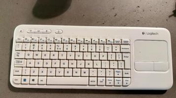 Logitech K400r draadloos toetsenbord met touchpad beschikbaar voor biedingen